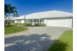 11743 Lake Drive, Boynton Beach, FL 33436 - MLS#B26011081