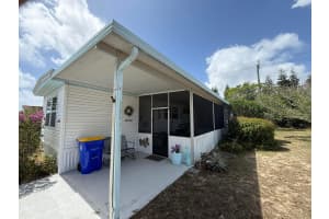 8008 Swan Avenue, Hobe Sound, FL 33455 - MLS#B26011093