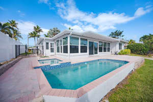270 9th Court, Pompano Beach, FL 33060 - MLS#B26011097