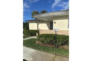 2911 Ashley Dr Drive, West Palm Beach, FL 33415 - MLS#B26011101