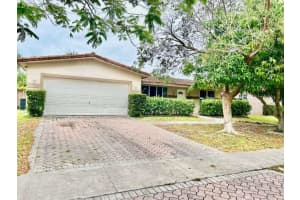 4913 Mckinley Street, Hollywood, FL 33021 - MLS#B26011104