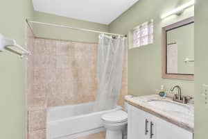 10790 14th Street, Plantation, FL 33322 - MLS#B26011107