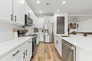 11379 Reston Court, Port Saint Lucie, FL 34987 - MLS#B26011111