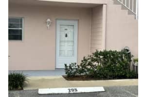 18081 Country Club Drive, Jupiter, FL 33469 - MLS#B26011123