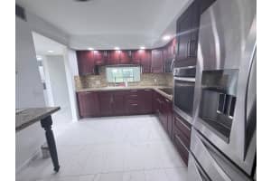 1200 125th Avenue, Pembroke Pines, FL 33027 - MLS#B26011132