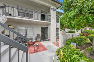 5759 Phoenix Palm Court, Delray Beach, FL 33484 - MLS#B26011137