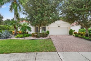 8137 Ferentino Pass, Delray Beach, FL 33446 - MLS#B26011144