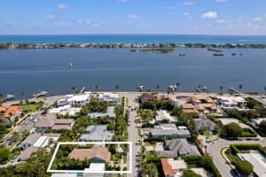 137 Cortez Road, West Palm Beach, FL 33405 - MLS#B26011150