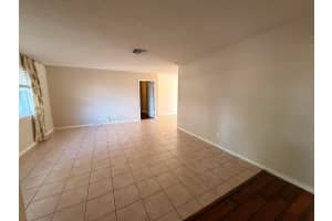 8300 26th Place, Davie, FL 33328 - MLS#B26011168