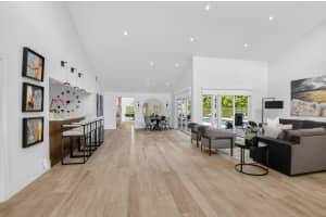 17646 Scarsdale Way, Boca Raton, FL 33496 - MLS#B26011176