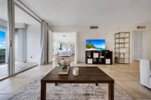 575 Oaks Lane, Pompano Beach, FL 33069 - MLS#B26011201