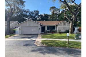 8438 Nw 34th Manor, Sunrise, Fl 33351, Sunrise