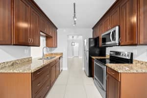 313 4th Terrace, Dania Beach, FL 33004 - MLS#B26011240