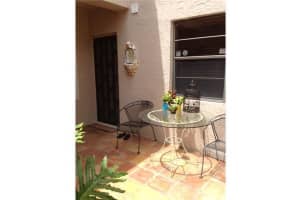 6654 Villa Sonrisa Drive, Boca Raton, FL 33433 - MLS#B26011245