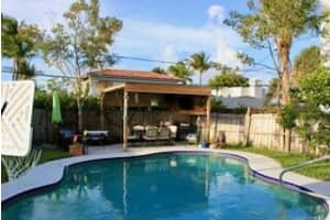 237 Wenonah Place, West Palm Beach, FL 33405 - MLS#B26011307