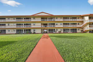 5300 Washington , Hollywood, FL 33021 - MLS#B26011360