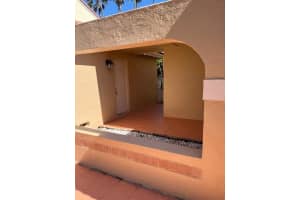 1311 Seagrape Circle, Weston, FL 33326 - MLS#B26011407