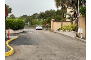 4008 Inverrary Drive, Lauderhill, FL 33319 - MLS#B26011409