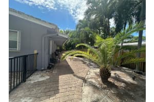 740 37th Street, Oakland Park, FL 33334 - MLS#B26011415