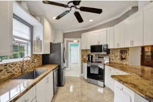 7156 Grassy Bay Drive, West Palm Beach, FL 33411 - MLS#B26011426