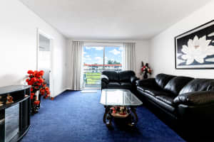 2800 Sunrise Lakes Drive, Sunrise, FL 33322 - MLS#B26011432