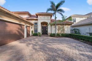 16194 Rosecroft Terrace, Delray Beach, FL 33446 - MLS#B26011456