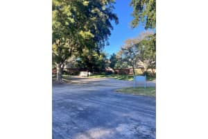 1700 Embassy Drive, West Palm Beach, Fl 33401, West Palm Beach