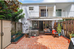 928 27th Avenue, Hallandale Beach, FL 33009 - MLS#B26011543