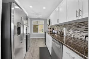 13767 Flora Place, Delray Beach, FL 33484 - MLS#B26011545