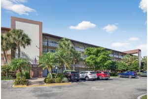 3203 Portofino Point, Coconut Creek, FL 33066 - MLS#B26011564