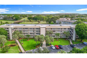 4701 Martinique Drive, Coconut Creek, FL 33066 - MLS#B26011571