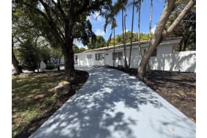 835 16th Street, Fort Lauderdale, FL 33304 - MLS#B26011591