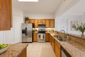 3600 Oaks Clubhouse Drive, Pompano Beach, FL 33069 - MLS#B26011599