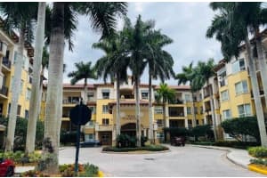 16101 Emerald Estates Drive, Weston, FL 33331 - MLS#B26011621