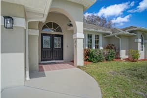 6800 Hogate Circle, Port Saint Lucie, FL 34983 - MLS#B26011631