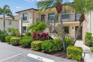 901 Pinecrest Circle, Jupiter, FL 33458 - MLS#B26011634