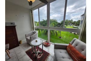 2300 1st Lane, Boynton Beach, FL 33435 - MLS#B26011661