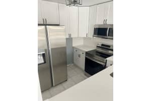 2000 Atlantic Shores Boulevard, Hallandale Beach, FL 33009 - MLS#B26011668