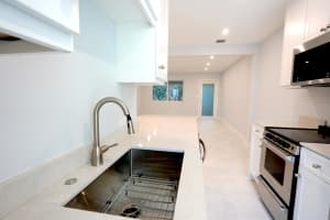 631 17th Way, Fort Lauderdale, FL 33304 - MLS#B26011670