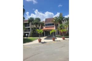 120 Lakeview Drive 103, Weston, Fl 33326, Weston