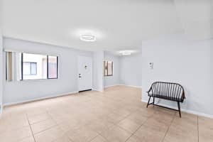 5310 Las Verdes Circle, Delray Beach, FL 33484 - MLS#B26011707