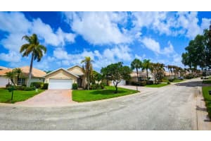 12415 Plandome Drive, Hobe Sound, FL 33455 - MLS#B26011715