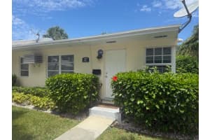 327 Ocean Breeze Drive, Lake Worth Beach, FL 33460 - MLS#B26011730