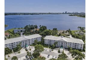 3516 Whitehall Drive, West Palm Beach, FL 33401 - MLS#B26011740