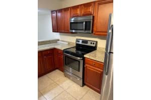 3516 Whitehall Drive, West Palm Beach, FL 33401 - MLS#B26011740