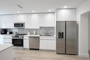 4 Westgate Lane, Boynton Beach, FL 33436 - MLS#B26011760