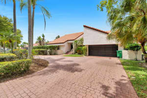 5040 88th Lane, Coral Springs, FL 33067 - MLS#B26011781