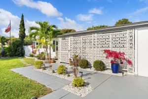 6411 Lake Clarke Drive, Lake Clarke Shores, FL 33406 - MLS#B26011791