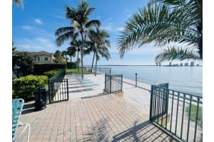 1060 Lake Shore Drive, Lake Park, FL 33403 - MLS#B26011809