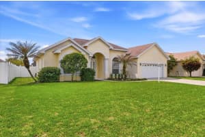 308 Terranova Boulevard, Winter Haven, FL 33884 - MLS#B26011826